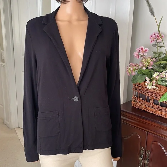 CAbi black soft shell cardigan - Picture 3 of 8